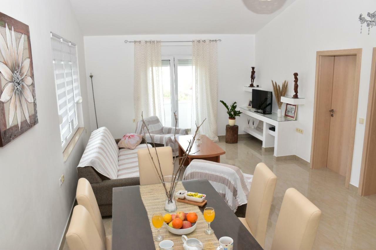Apartments Piccolo Piaccere Ražanac エクステリア 写真